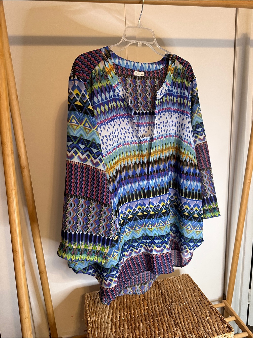 Antilia Femme Multicolor Geometric V-Neck Tunic 3x